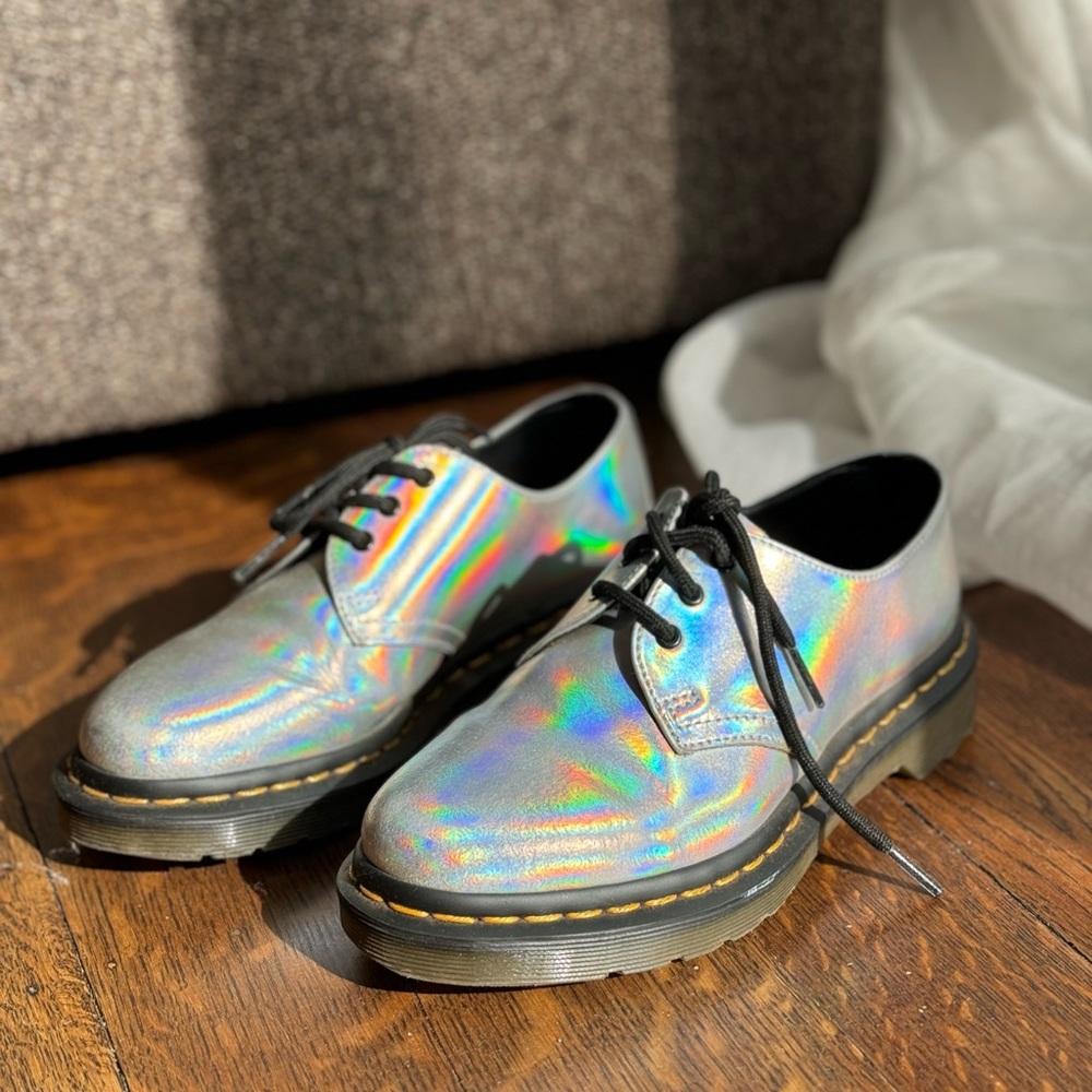 Dr Martens silver oil slick rainbow 1461 Oxford size 5